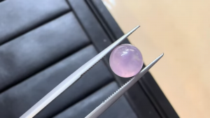 アイスラベンダー翡翠ルース