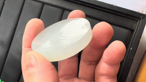 氷翡翠原石
