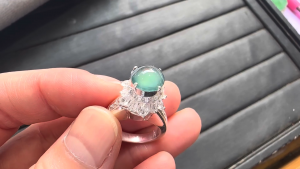アイスランカラー翡翠ルース　鉄青