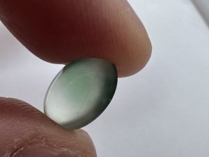 アイス蛍光翡翠ルース　玲愛