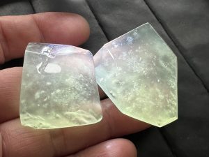 高級氷翡翠ペア原石