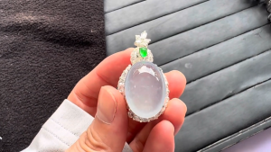 ろうかん&アイスラベンダー翡翠ペアルース