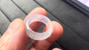 くりぬき氷翡翠リング