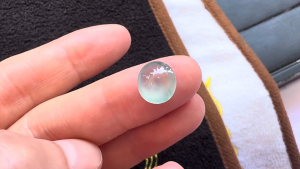 アイスブルー翡翠ルース