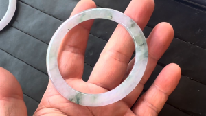 アイスプリンセスバングル　リンダ