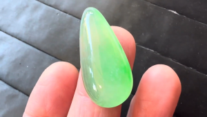 高級アイスろうかん翡翠ルース　パパイヤ