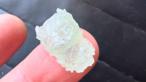 氷翡翠カービング