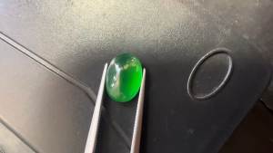 ろうかん翡翠ルース　翠珠