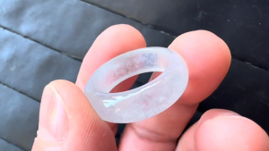 高級くりぬき氷翡翠リング