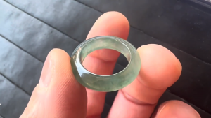 くりぬき氷翡翠リング