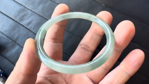 格安アイスプリンセスバングル