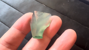 氷翡翠原石