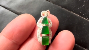 格安ろうかん翡翠ペンダント　イブ