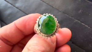 ろうかん翡翠ルース　日本の四季