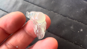 氷翡翠カービング