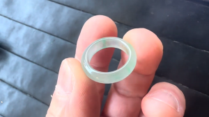 くりぬき氷翡翠リング　光る君