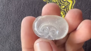 格安氷翡翠カービング　雪如意