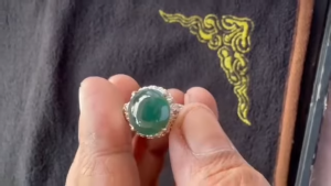 ブルーグリーン翡翠ルース