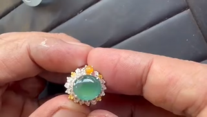 ブルーグリーン翡翠ルース