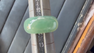 くりぬき氷翡翠リング　水かけ祭り