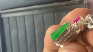 ろうかん翡翠プレートルース　三叉路