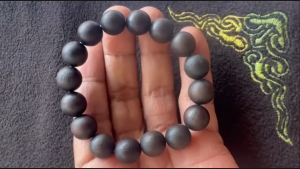 木化石ビーズブレスレット　南無