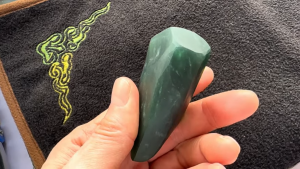 ろうかん翡翠原石　業者用