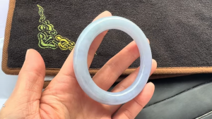 ラベンダープリンセスバングル　藤袴