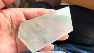 氷翡翠プレート原石　アイスバーン