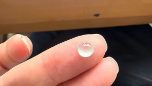 氷翡翠ルース　カラコン