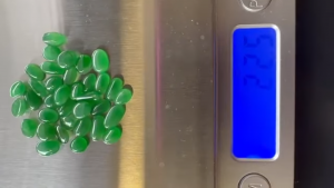 ろうかん翡翠セットルース　みどりの窓口