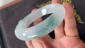 高級氷翡翠バングル